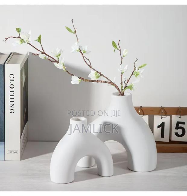 Set of 2 Decorative Plastic Vases - Cd - thumbnail 5