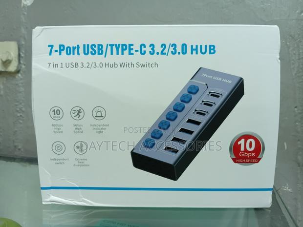 7-Port Usb 3.0 or Usb-C Hub Designed for Computers and Laptops. - thumbnail 2