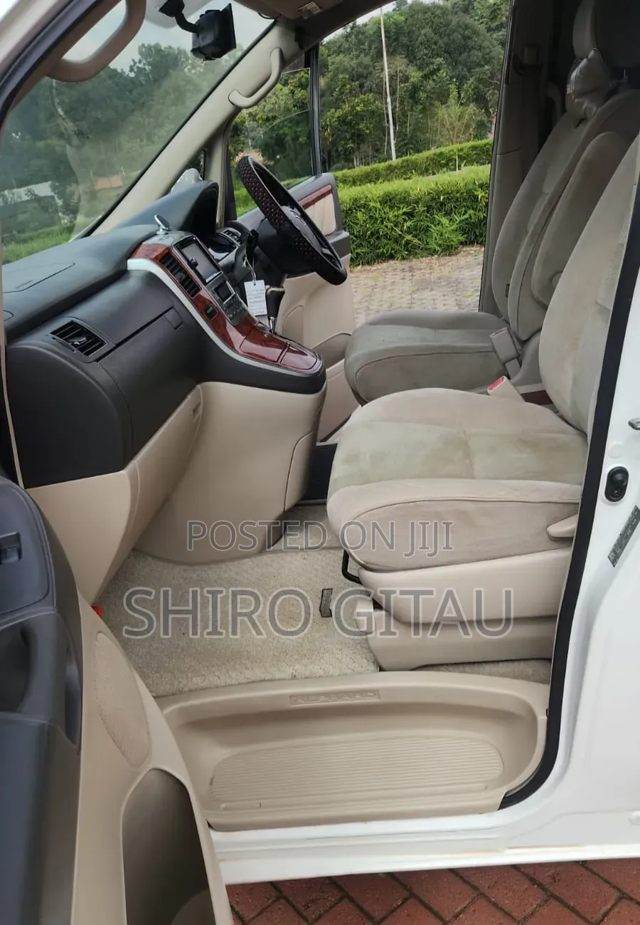 Toyota Alphard 2006 White