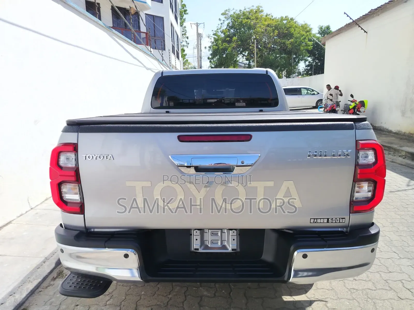 Toyota Hilux 2020 Gray