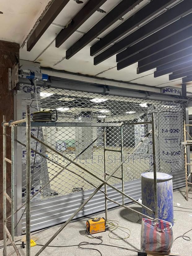 Motorized Security Roller Shutters for Businesses Description - thumbnail 2