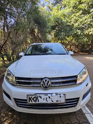Volkswagen Touareg TDI Executive 2011 White