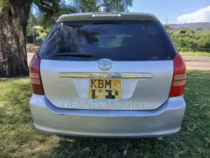 Toyota Wish 2004 Silver