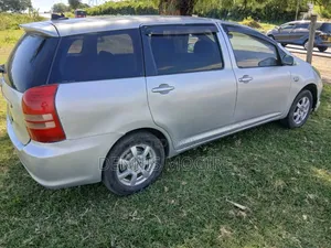 Toyota Wish 2004 Silver