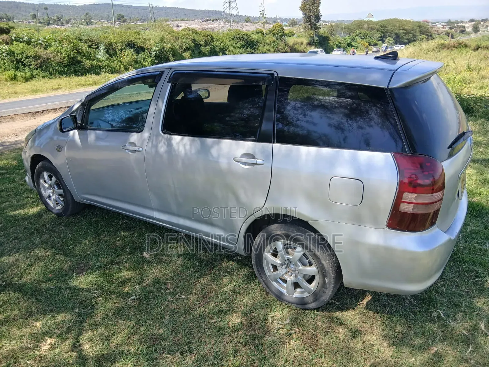 Toyota Wish 2004 Silver