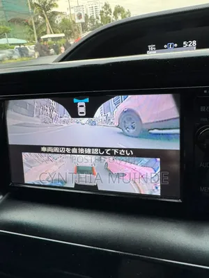 Toyota Noah 2017 Silver