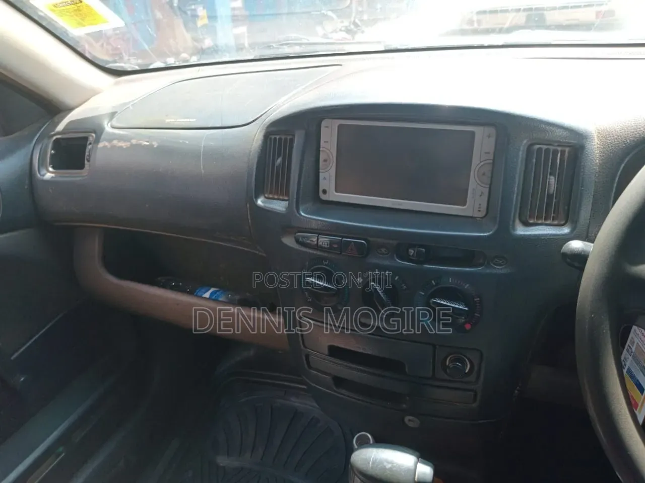 Toyota Noah 2009 Maroon