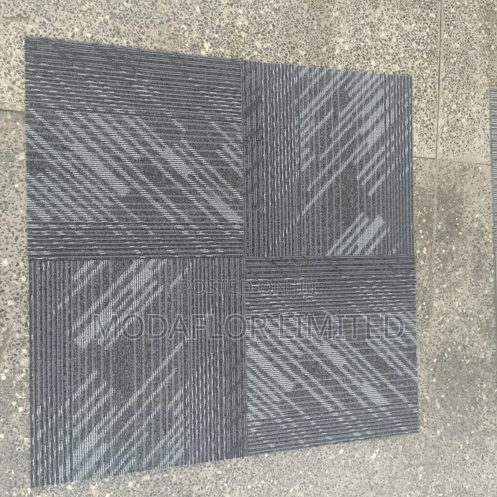 Carpet Tiles For Office, Shop And Workspace Floors