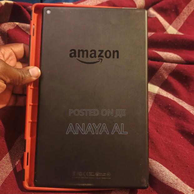 Fire HD 10 (2017) 32 GB Gray - thumbnail 2