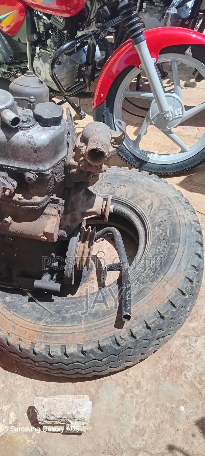 Mitsubishi 215 Engine