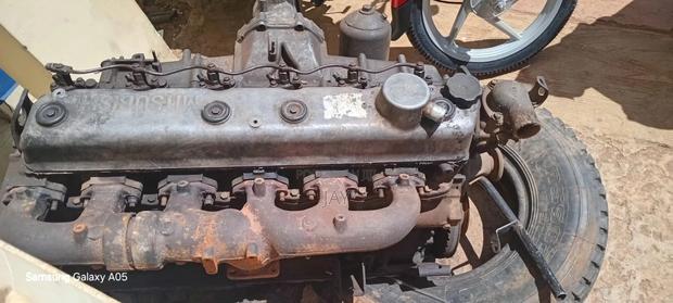 Mitsubishi 215 Engine - thumbnail 11