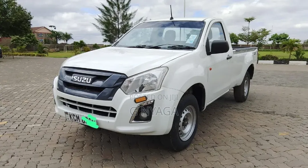 Isuzu D-MAX 2017 White