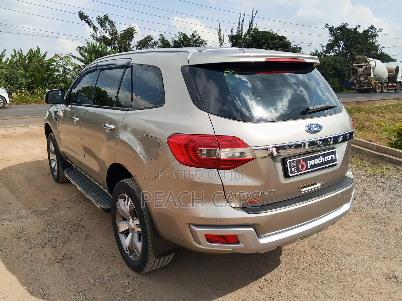 Ford Everest 2017 Gold