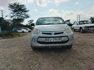 Toyota Passo 2015 Burgundy