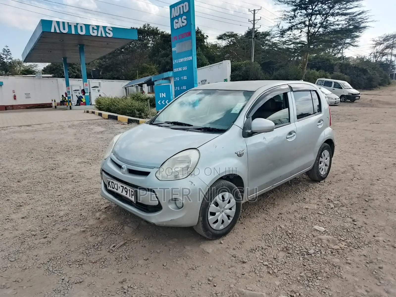 Toyota Passo 2015 Burgundy