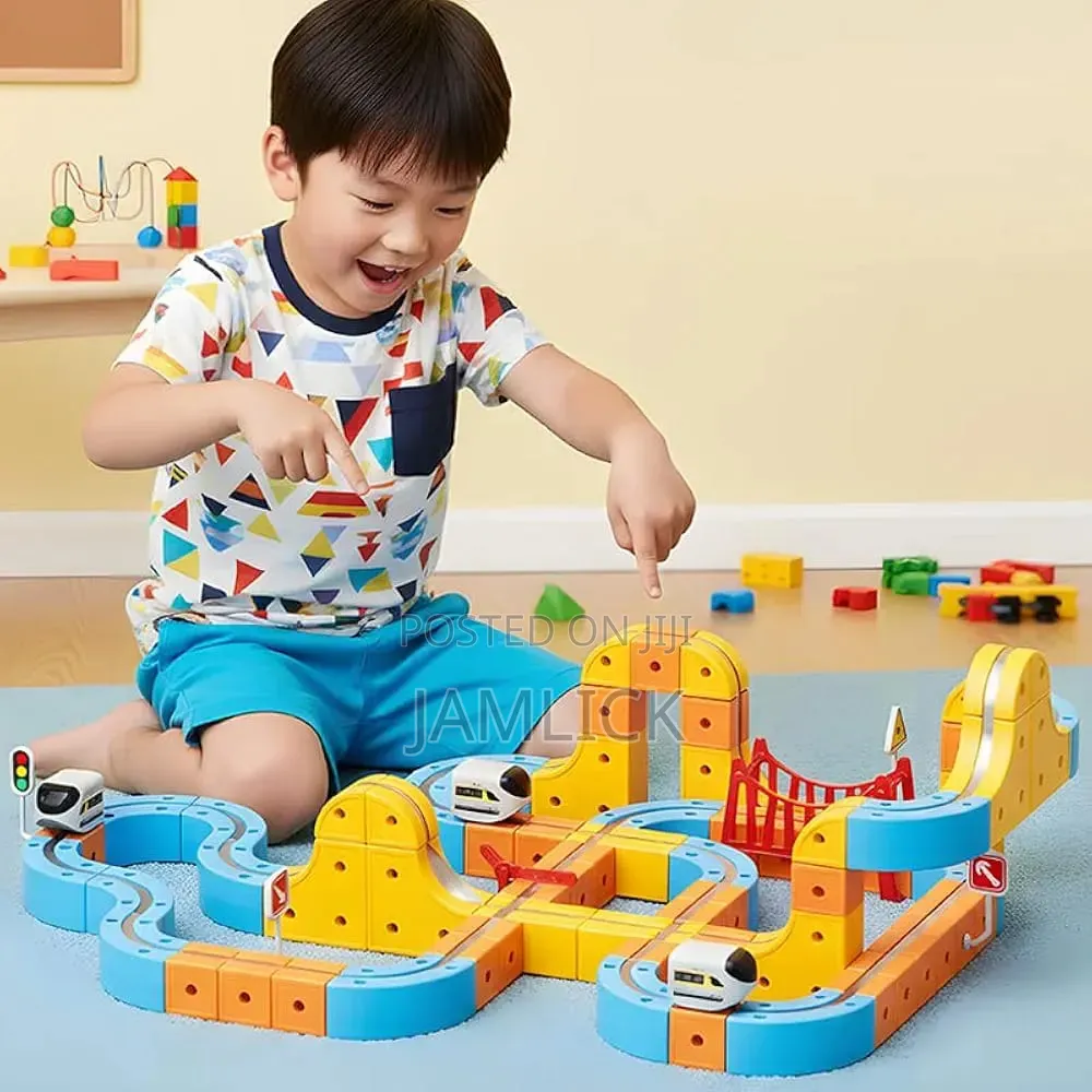 Magnetic Track Car Toy - Gn