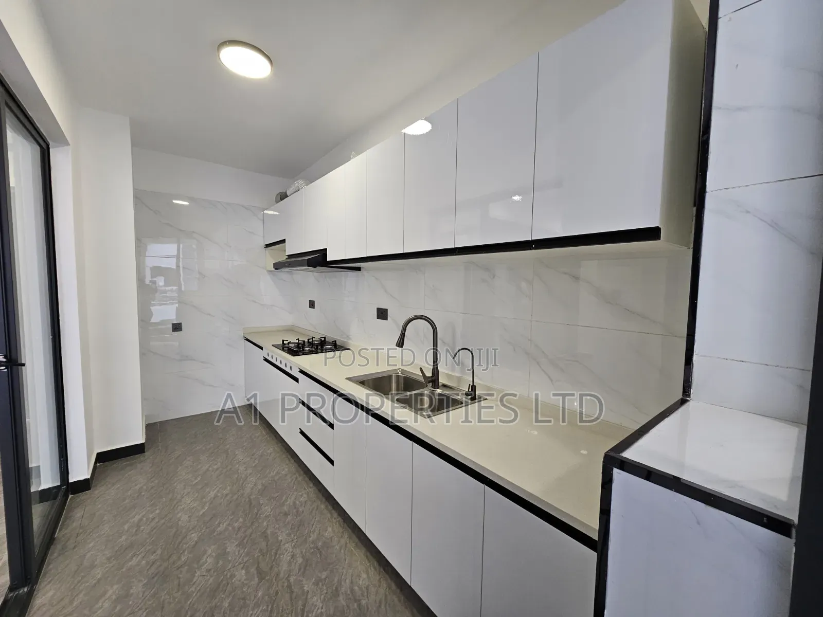 2bdrm Apartment in Valley Arcade for rent
