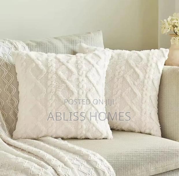 Decorative Throw Pillow Covers - thumbnail 2