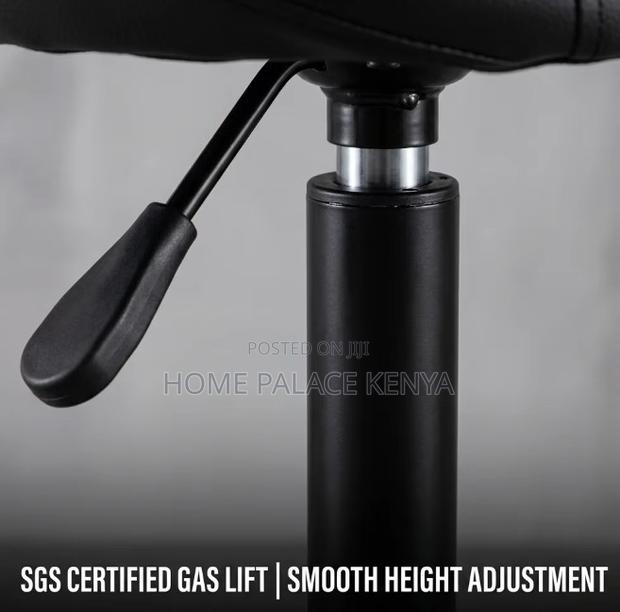 Bar Stool: Moon Shape Vintage High Bar Chair - thumbnail 2
