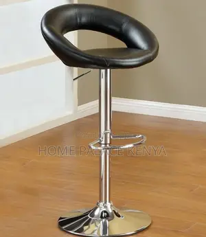 Bar Stool: Moon Shape Vintage High Bar Chair