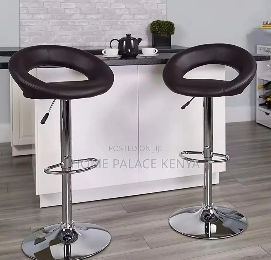 Bar Stool: Moon Shape Vintage High Bar Chair