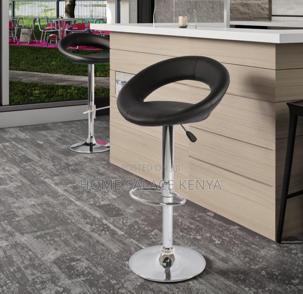 Bar Stool: Moon Shape Vintage High Bar Chair - thumbnail 9