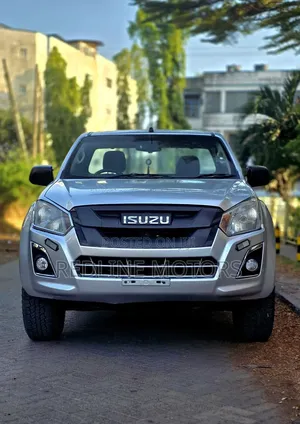 Isuzu D-MAX 2021 Silver