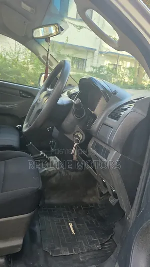 Isuzu D-MAX 2021 Silver
