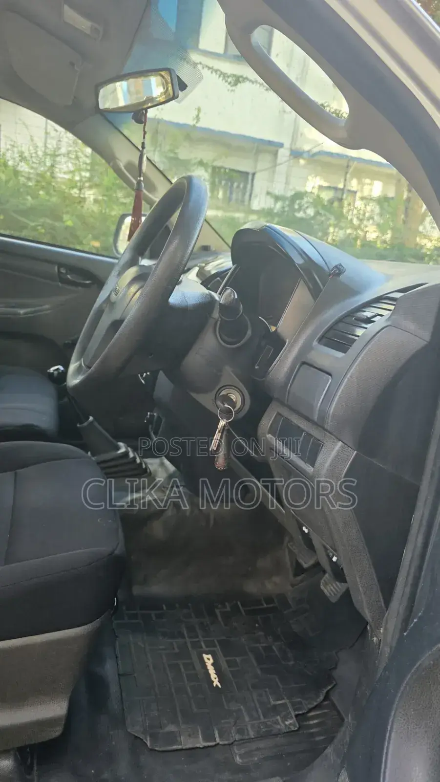 Isuzu D-MAX 2021 Silver