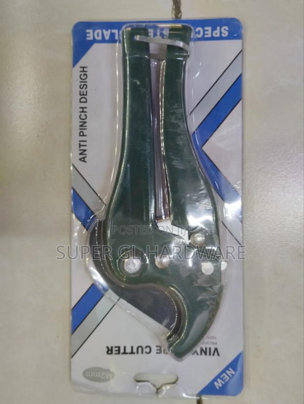 Vinyl Pipe Cutter