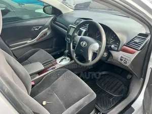 Toyota Premio 2015 Silver