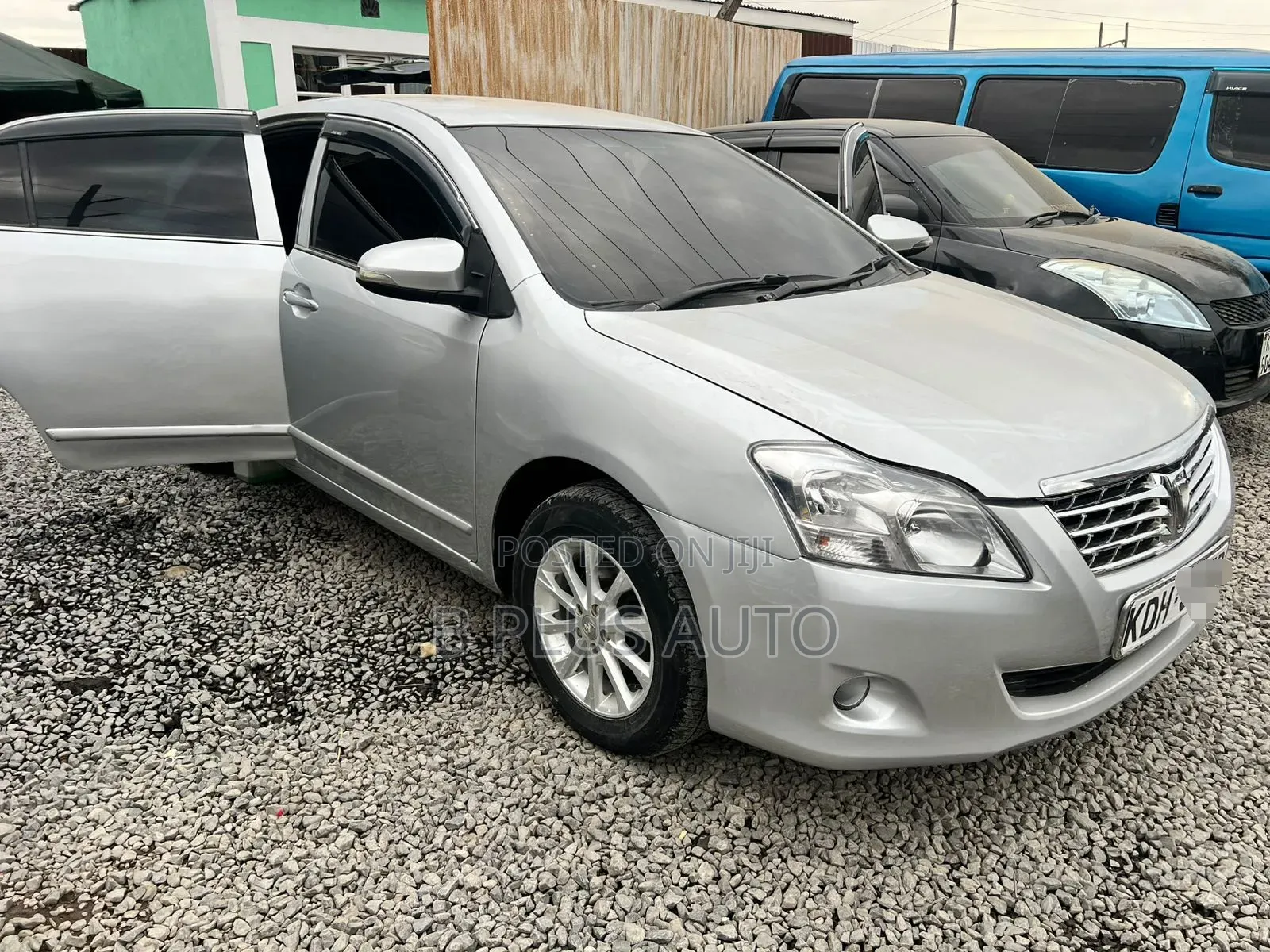 Toyota Premio 2015 Silver