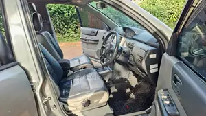 Nissan X-Trail 2.0 2006 Silver