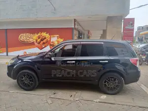 Subaru Forester 2011 Black