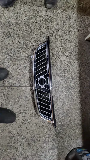 Nissan B15 Grille