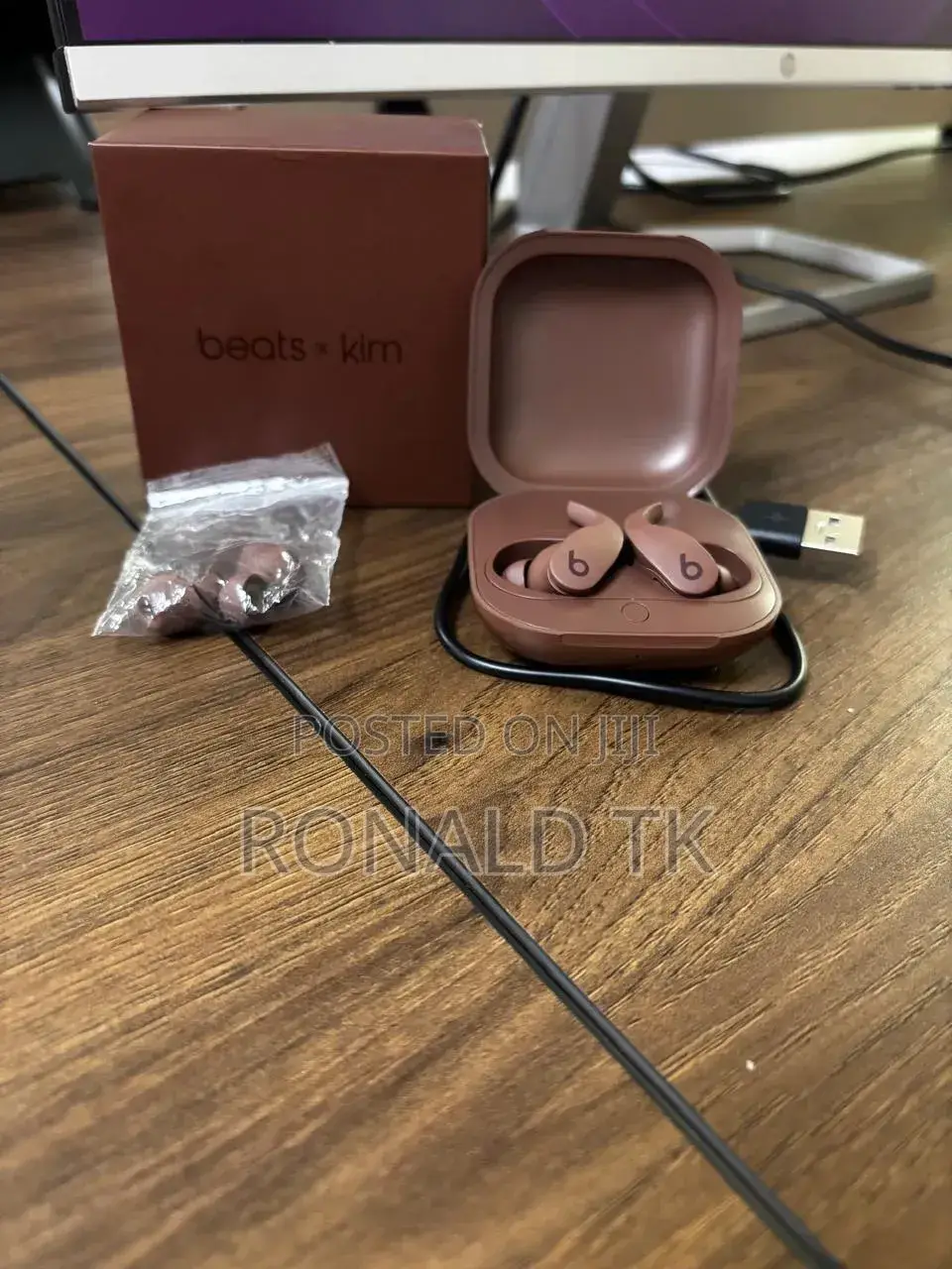 Beats Fit Pro X Kim