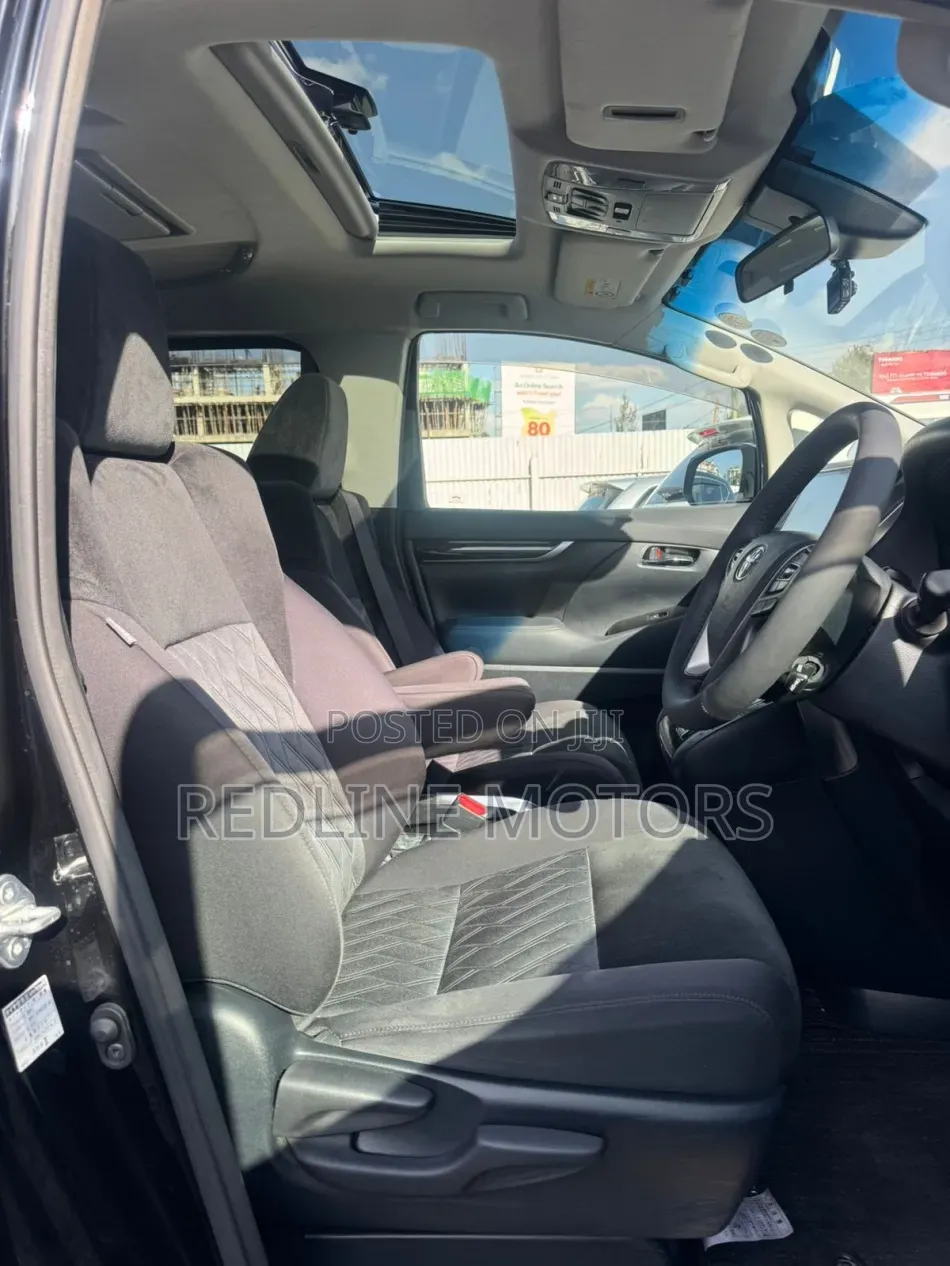 Toyota Alphard 2.5 Petrol FWD 2018 Matt Black