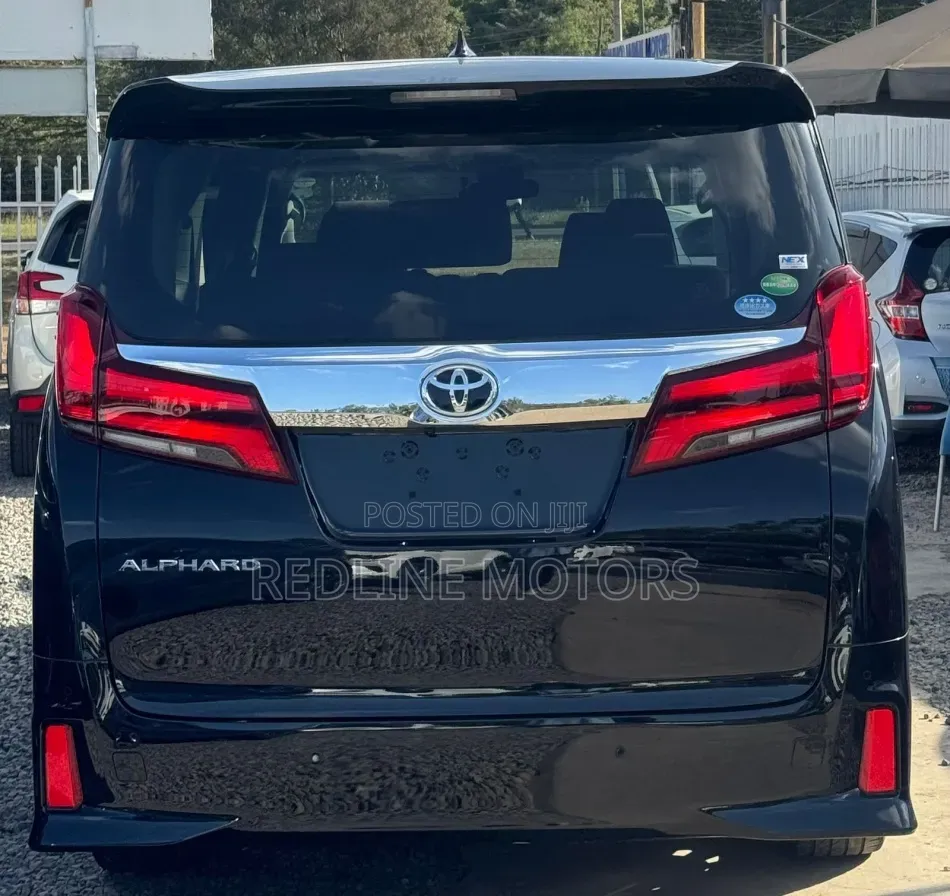 Toyota Alphard 2.5 Petrol FWD 2018 Matt Black