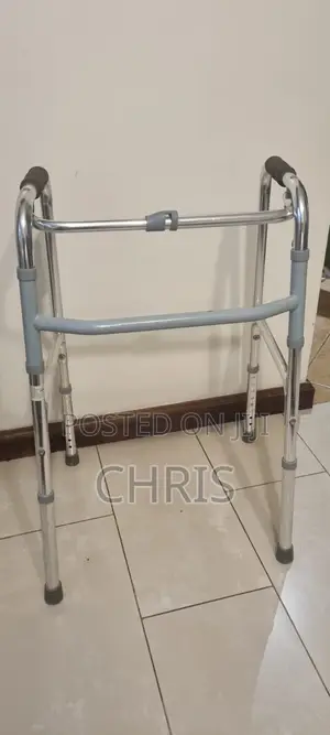 1.36m3 Oxygen Cylinder and Folding Walker