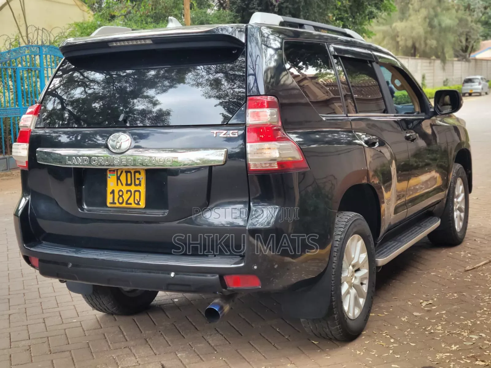 Toyota Land Cruiser 2014 Black