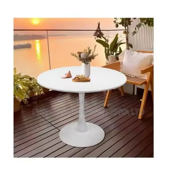 Round Home Eamess Dining Table