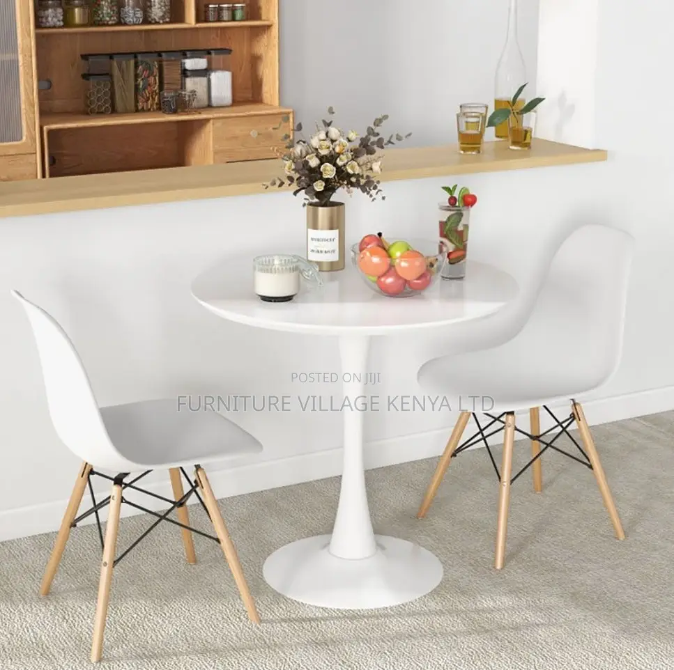 Round Home Eamess Dining Table