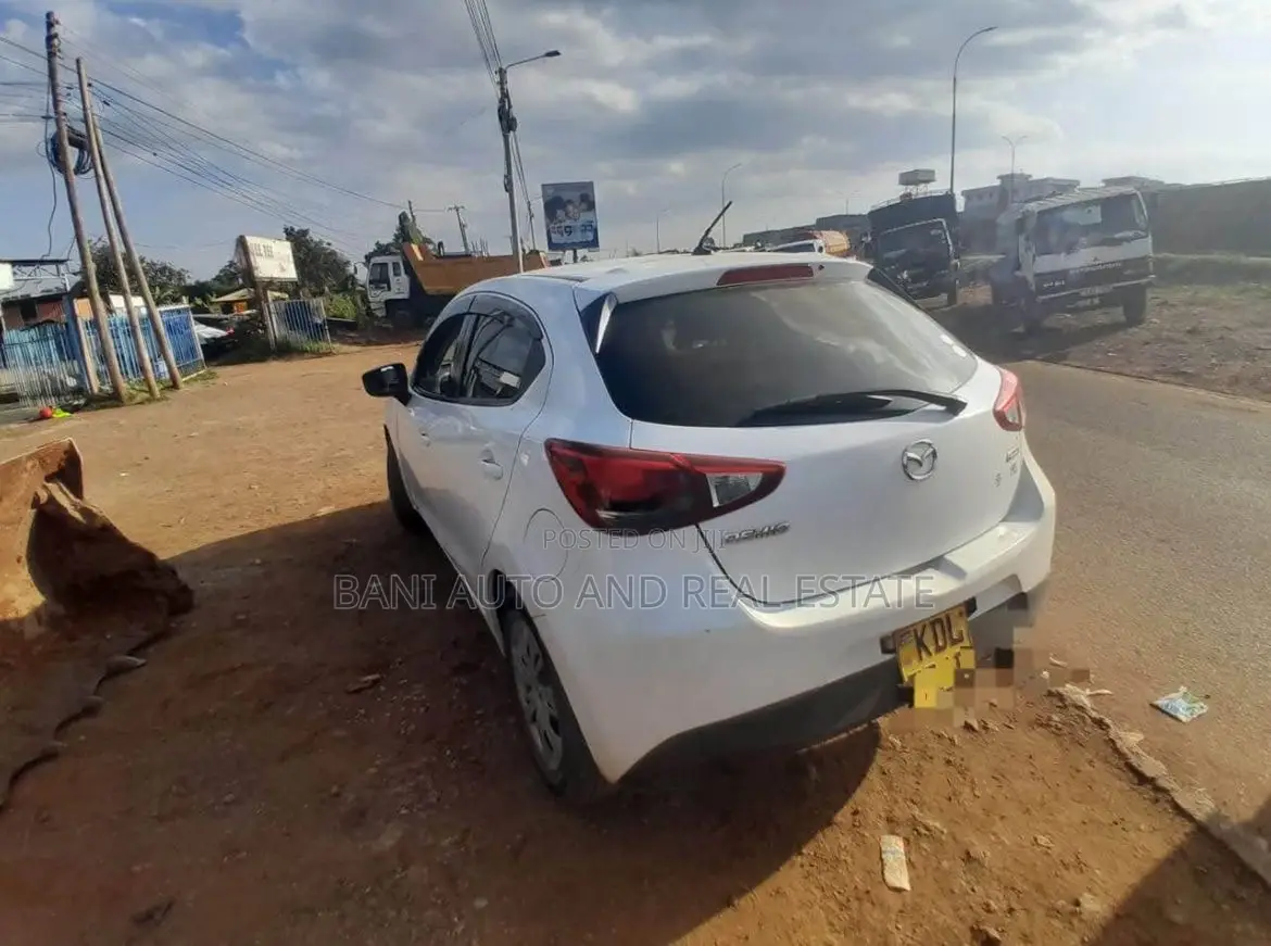 Mazda Demio 2015 White