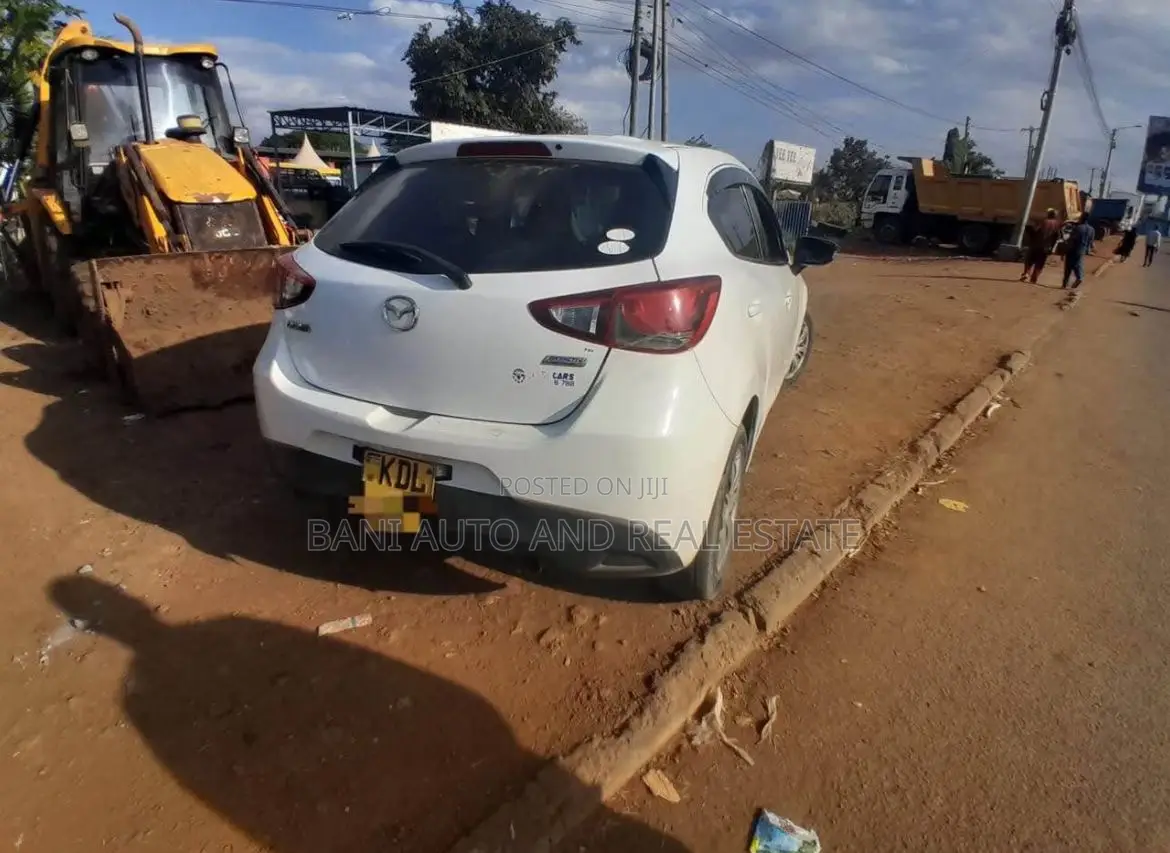 Mazda Demio 2015 White