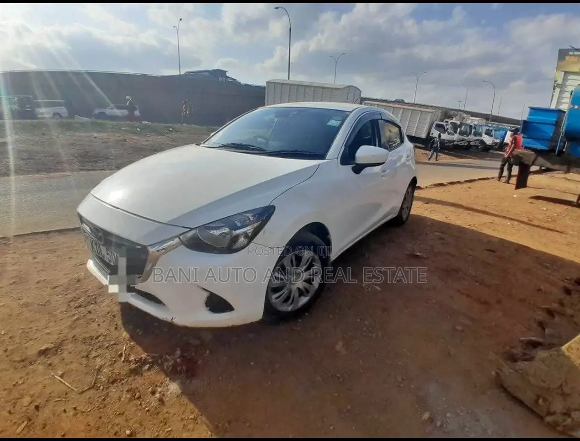 Mazda Demio 2015 White