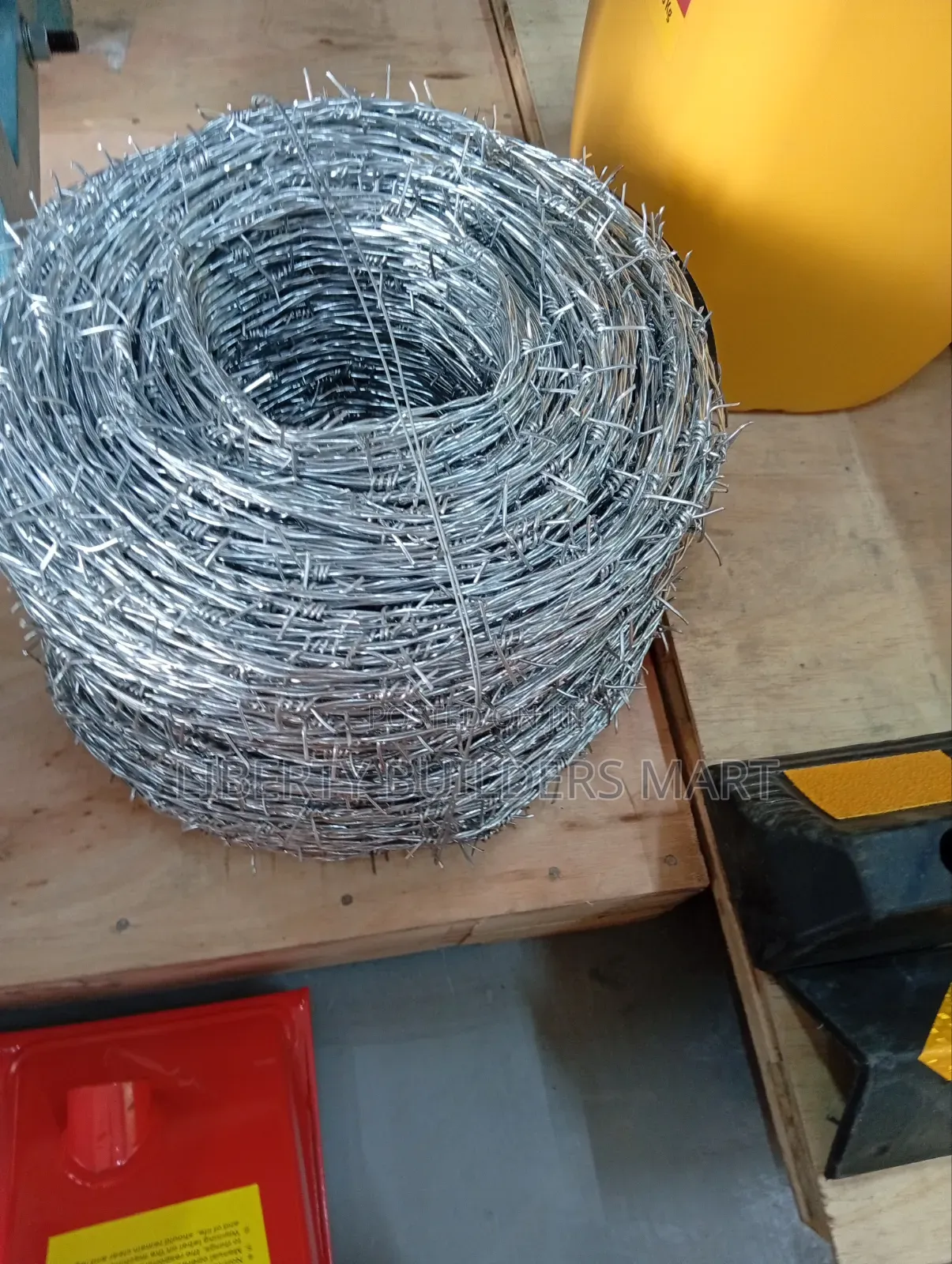 610m Barbed Wire