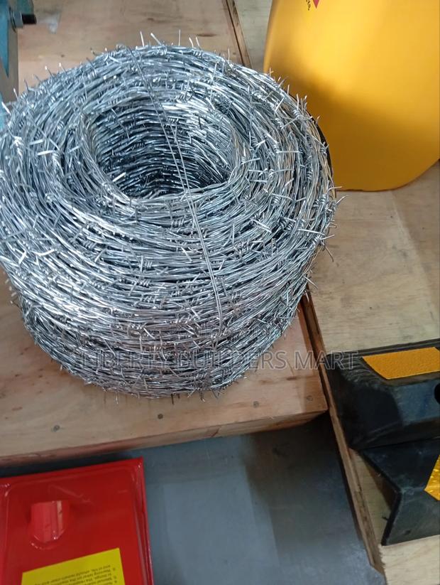 610m Barbed Wire