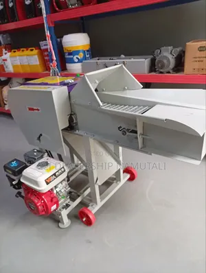 High-Speed Chaff Cutter 7.5hp Petrol Engine/ 600kg/Hr Capacity