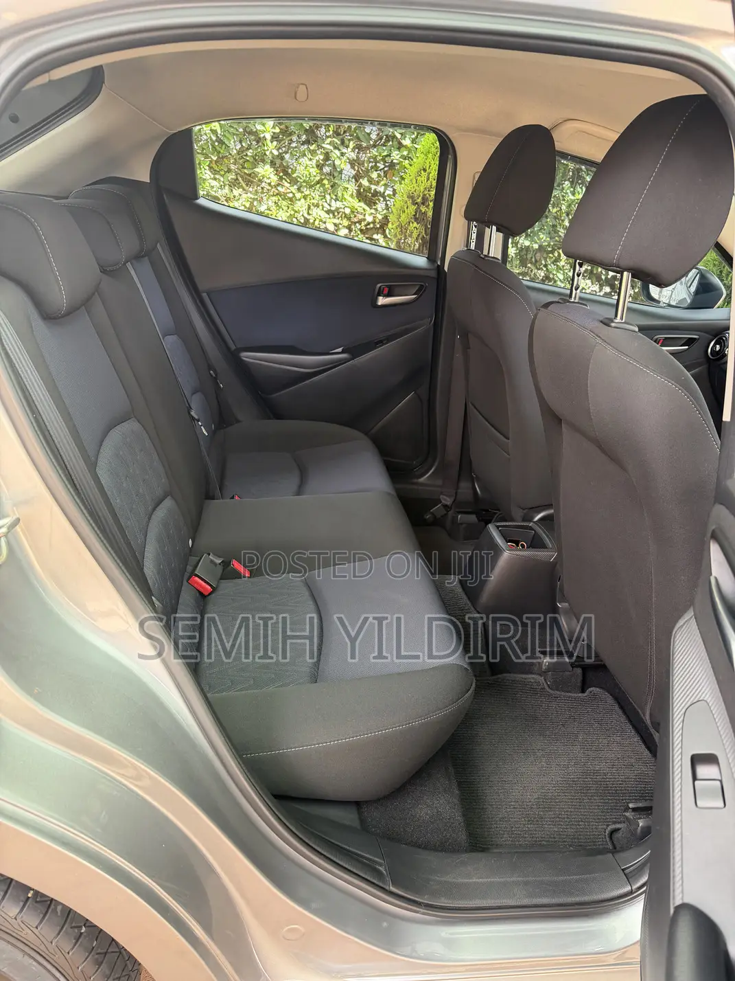Mazda Demio 2016 Silver