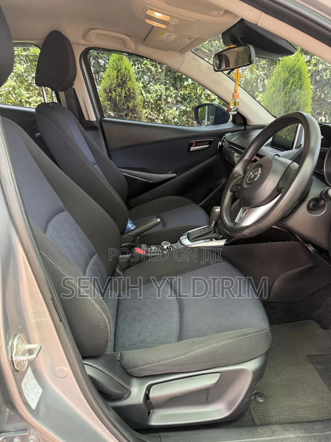 Mazda Demio 2016 Silver